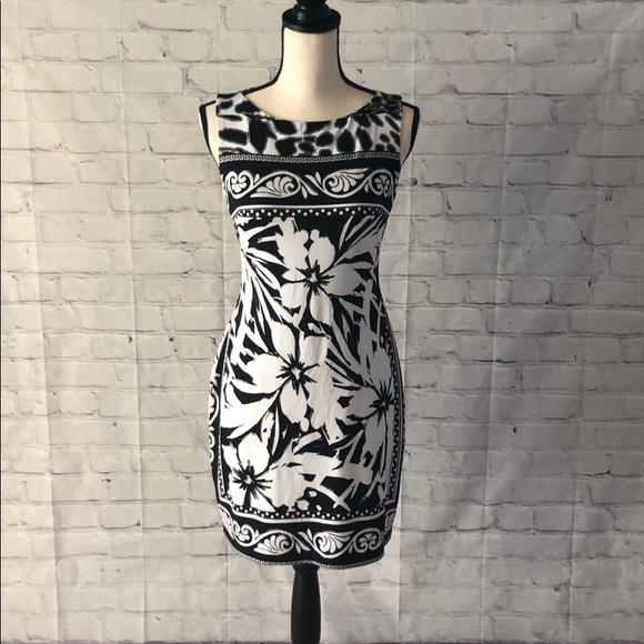 Cache Dresses & Skirts - Cache Fitted Dress Cache Dresses & Skirts - Cache Fitted Dress